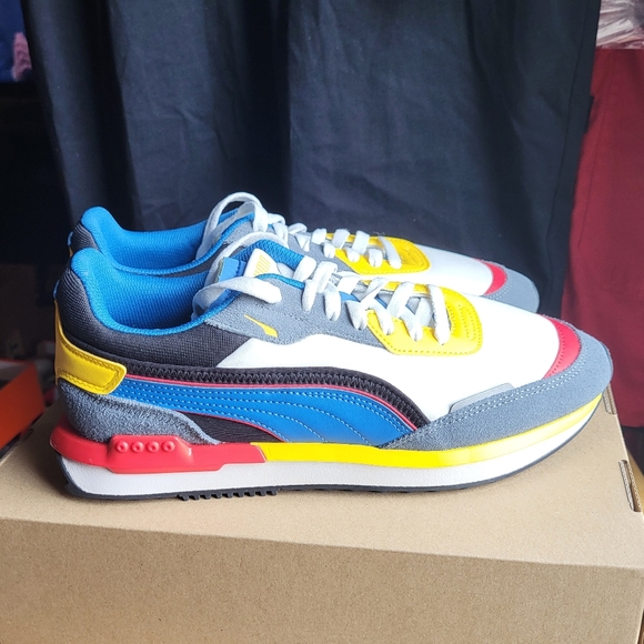 Brand New Men's Puma Lego City Runners Size 9 - Picture 5 of 5